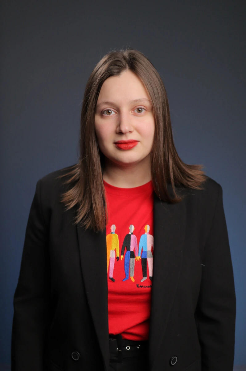 Преподаватель Анна Абрамова